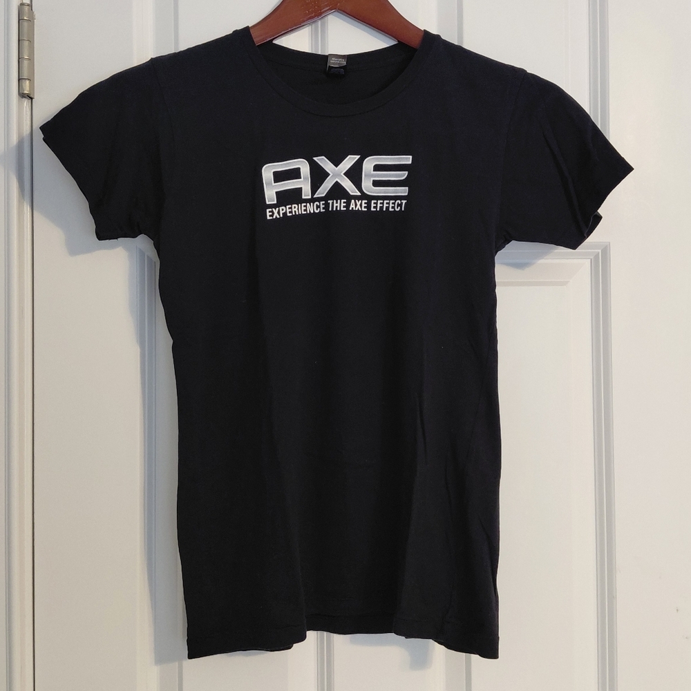 Axe Black Graphic T-Shirt, Size M